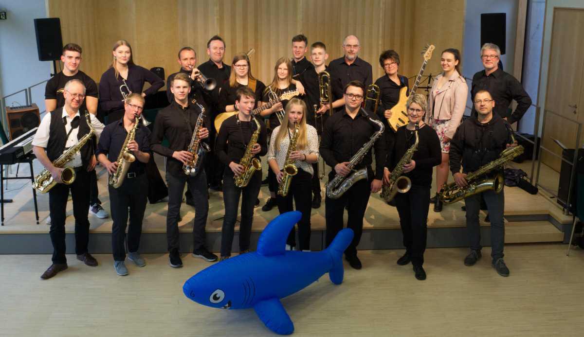 Blue Shark Big Band der Kreismusikschule Rudolstadt & Saalfeld Blue Shark Big Band der Kreismusikschule Rudolstadt & Saalfeld