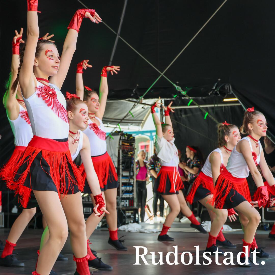 🦁💃 Der krönende Abschluss des 32. Rudolstädter Altstadtfestes läuft!