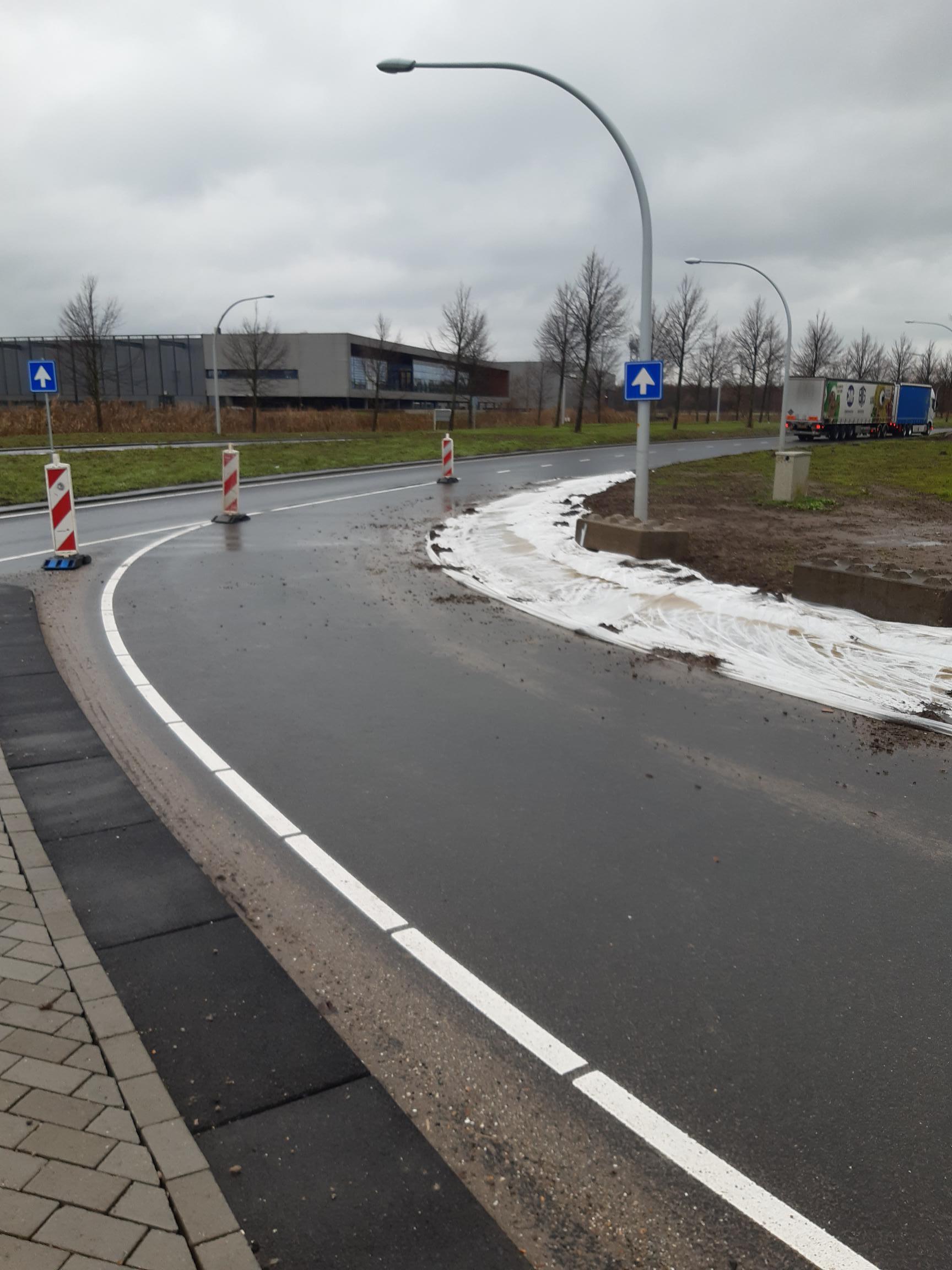 Aanbrengen bocht verbredingen