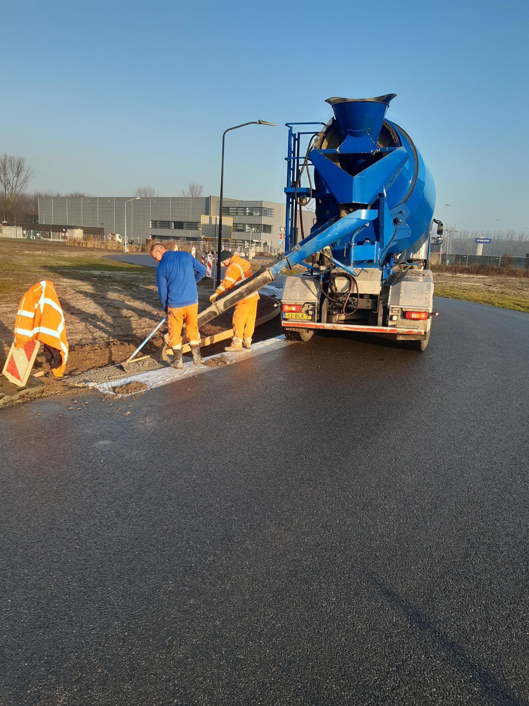Aanbrengen bocht verbredingen