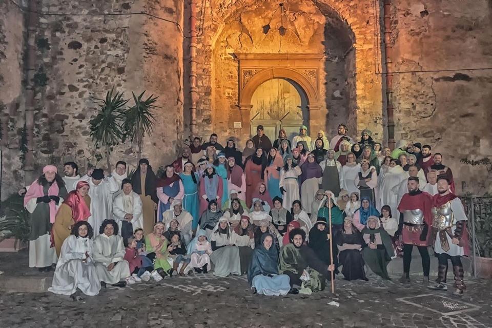 Presepe Vivente di Collesano: Un Viaggio nelle Tradizioni Siciliane
