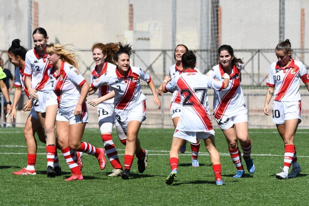 Fernando García, primer equipo femenino Fernando García, primer equipo femenino