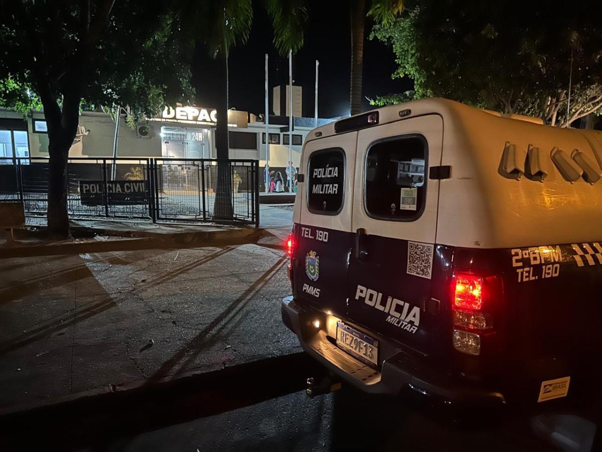 Jovem é preso após tentativa de furto e ameaça com faca em Três Lagoas