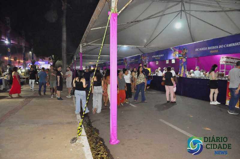 Três Lagoas celebra a cultura popular na 35ª Festa do Folclore Três Lagoas celebra a cultura popular na 35ª Festa do Folclore