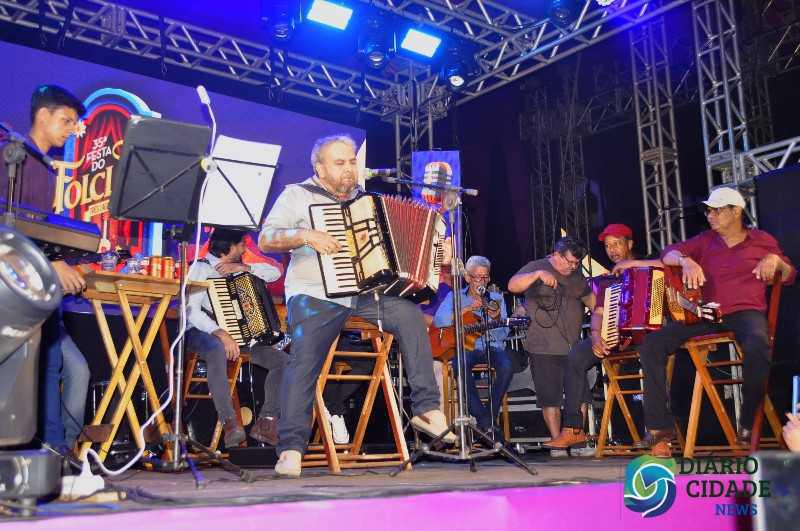 Três Lagoas celebra a cultura popular na 35ª Festa do Folclore
