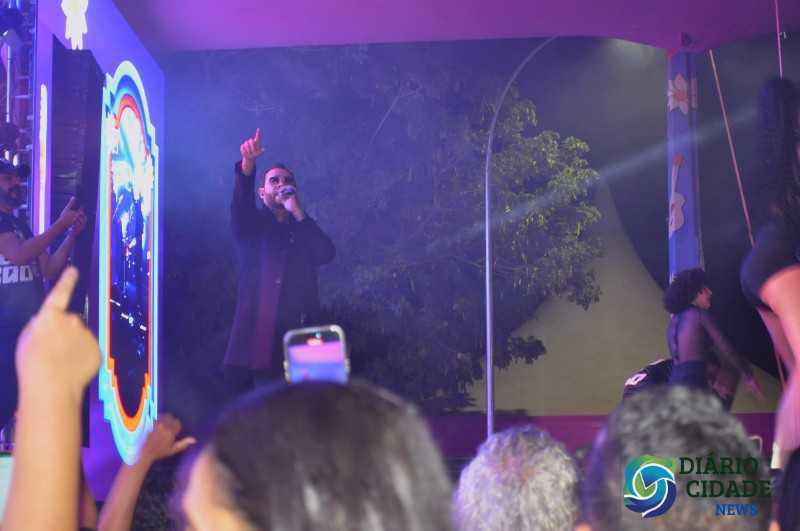 Três Lagoas celebra a 35ª Festa do Folclore com shows de Eduardo Costa e Canavarro Três Lagoas celebra a 35ª Festa do Folclore com shows de Eduardo Costa e Canavarro