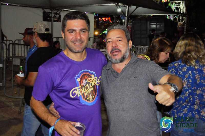 Três Lagoas celebra a 35ª Festa do Folclore com shows de Eduardo Costa e Canavarro Três Lagoas celebra a 35ª Festa do Folclore com shows de Eduardo Costa e Canavarro