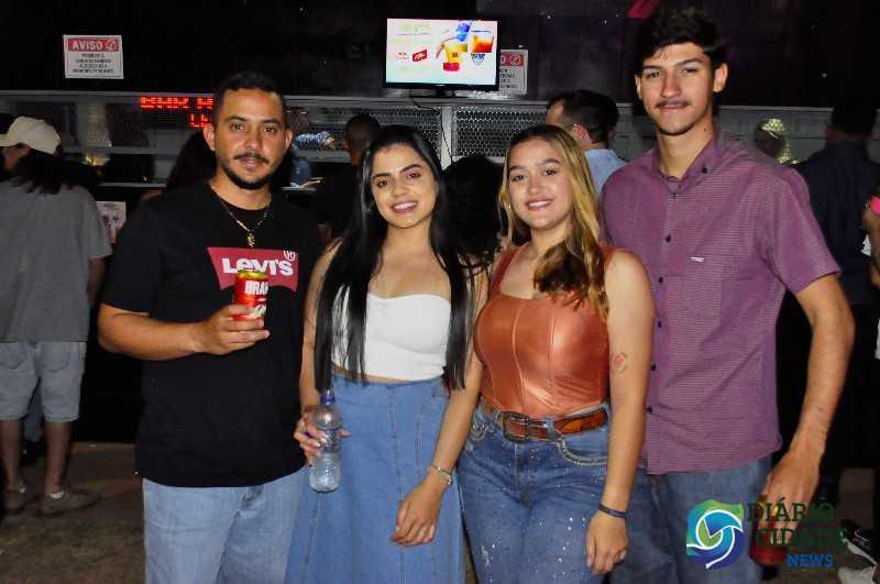 Três Lagoas celebra a 35ª Festa do Folclore com shows de Eduardo Costa e Canavarro Três Lagoas celebra a 35ª Festa do Folclore com shows de Eduardo Costa e Canavarro