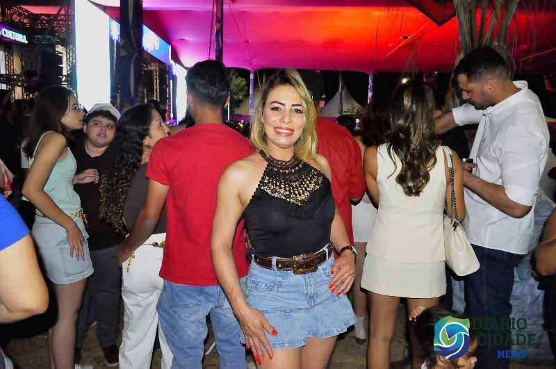 Três Lagoas celebra a 35ª Festa do Folclore com shows de Eduardo Costa e Canavarro Três Lagoas celebra a 35ª Festa do Folclore com shows de Eduardo Costa e Canavarro