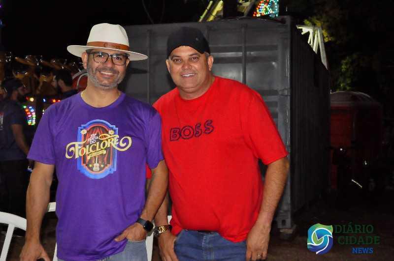 Três Lagoas celebra a 35ª Festa do Folclore com shows de Eduardo Costa e Canavarro Três Lagoas celebra a 35ª Festa do Folclore com shows de Eduardo Costa e Canavarro