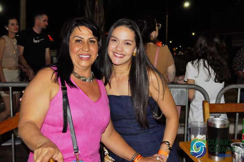 Três Lagoas celebra a 35ª Festa do Folclore com shows de Eduardo Costa e Canavarro Três Lagoas celebra a 35ª Festa do Folclore com shows de Eduardo Costa e Canavarro