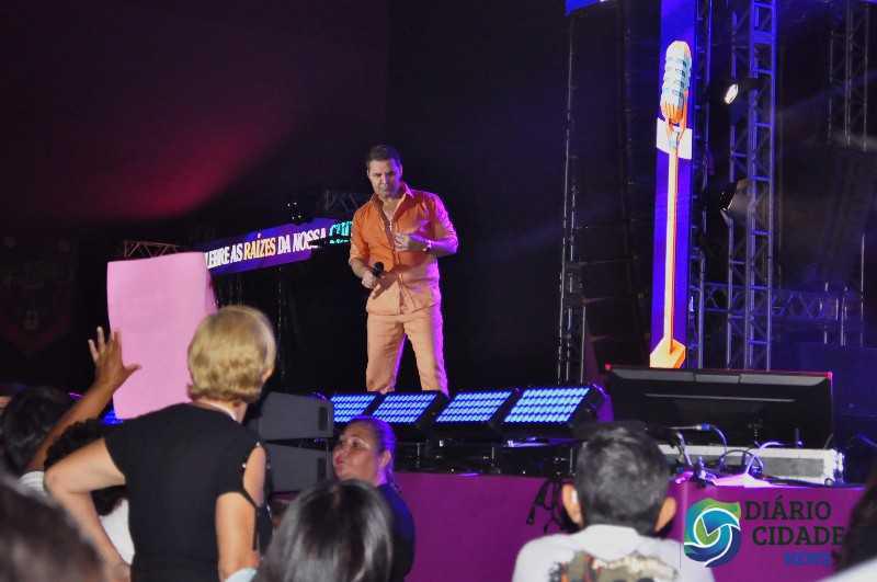 Três Lagoas celebra a 35ª Festa do Folclore com shows de Eduardo Costa e Canavarro Três Lagoas celebra a 35ª Festa do Folclore com shows de Eduardo Costa e Canavarro