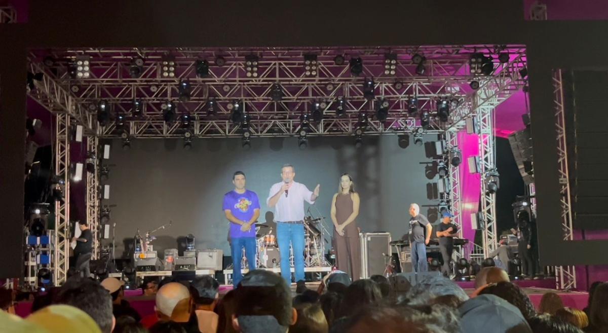 Prefeito destaca solidariedade no encerramento do Festival do Folclore Prefeito destaca solidariedade no encerramento do Festival do Folclore