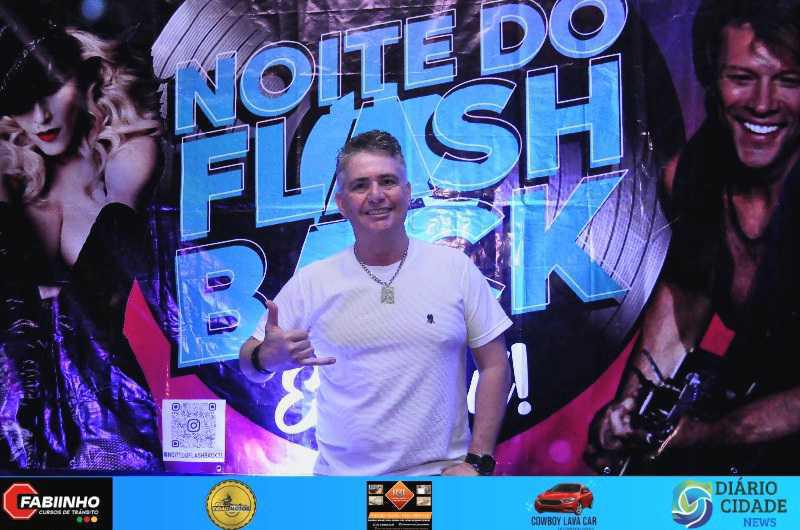 Sucesso total na Noite do Flash Back, 6 de setembro! Sucesso total na Noite do Flash Back, 6 de setembro!
