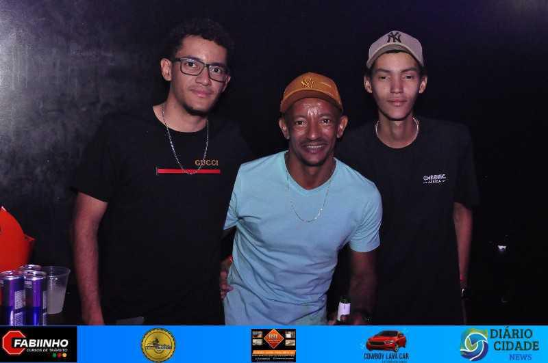Romma Pub viveu uma noite inesquecível com Os Brutos & Funk 2000 Romma Pub viveu uma noite inesquecível com Os Brutos & Funk 2000