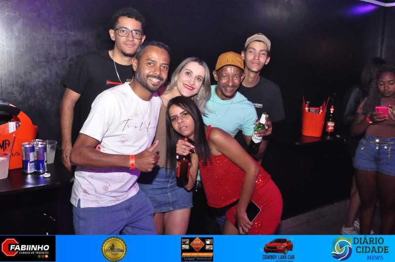 Romma Pub viveu uma noite inesquecível com Os Brutos & Funk 2000 Romma Pub viveu uma noite inesquecível com Os Brutos & Funk 2000