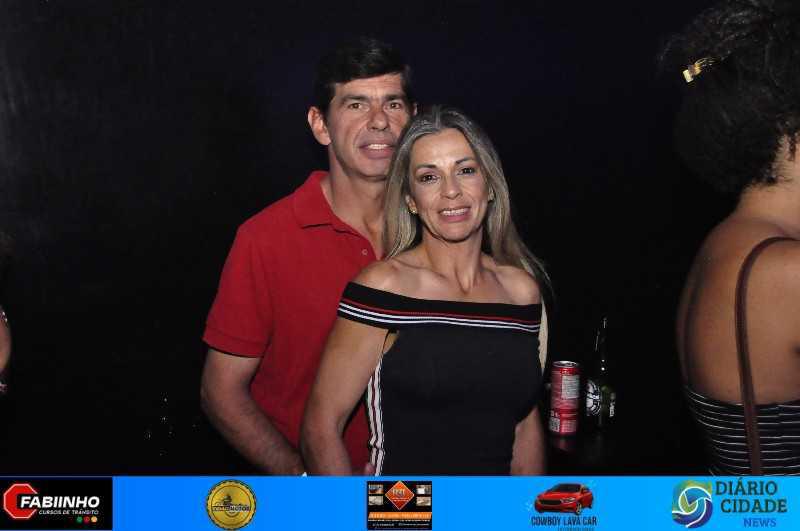 Romma Pub viveu uma noite inesquecível com Os Brutos & Funk 2000