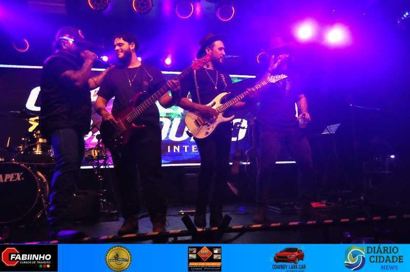 Romma Pub viveu uma noite inesquecível com Os Brutos & Funk 2000 Romma Pub viveu uma noite inesquecível com Os Brutos & Funk 2000