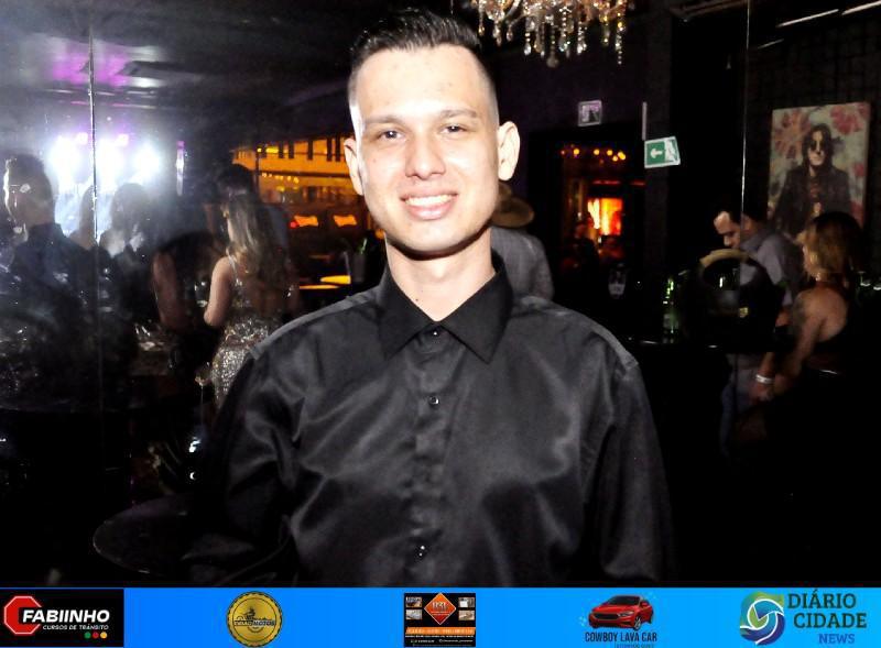 Uma Noite Inesquecível no Müller Pub 