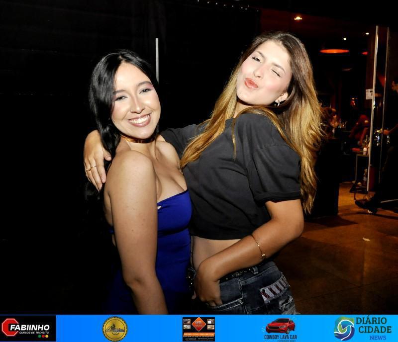 Uma Noite Inesquecível no Müller Pub 