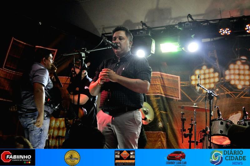 Noite de Sucesso no 3R Eventos