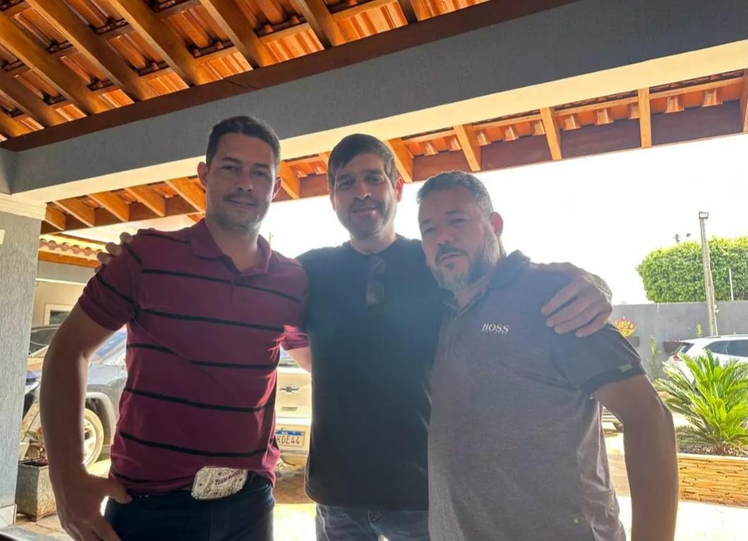 Toninha Campos realiza confraternização com colaboradores e amigos