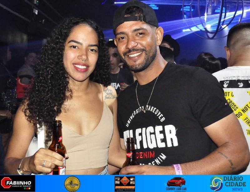 Baile da Melody agita o Romma Pub em Três Lagoas 