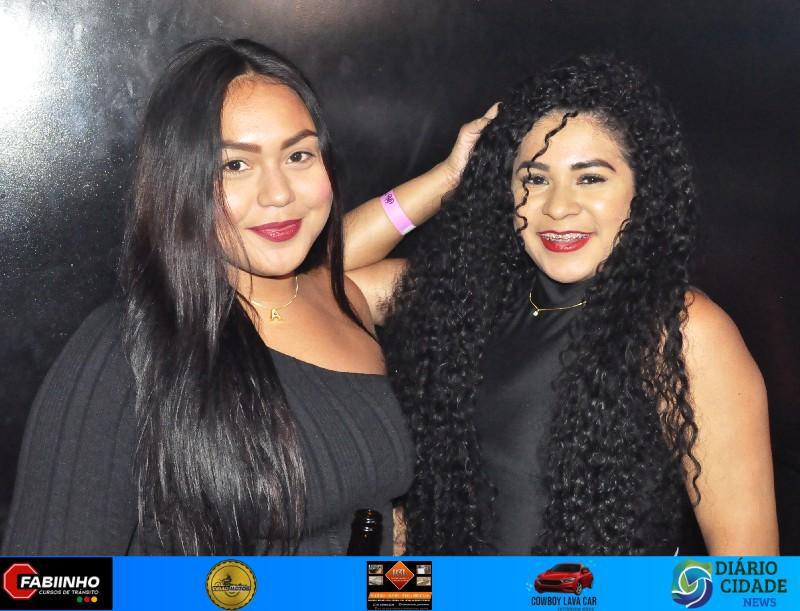 Baile da Melody agita o Romma Pub em Três Lagoas 
