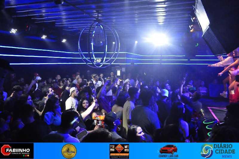 Baile da Melody agita o Romma Pub em Três Lagoas 