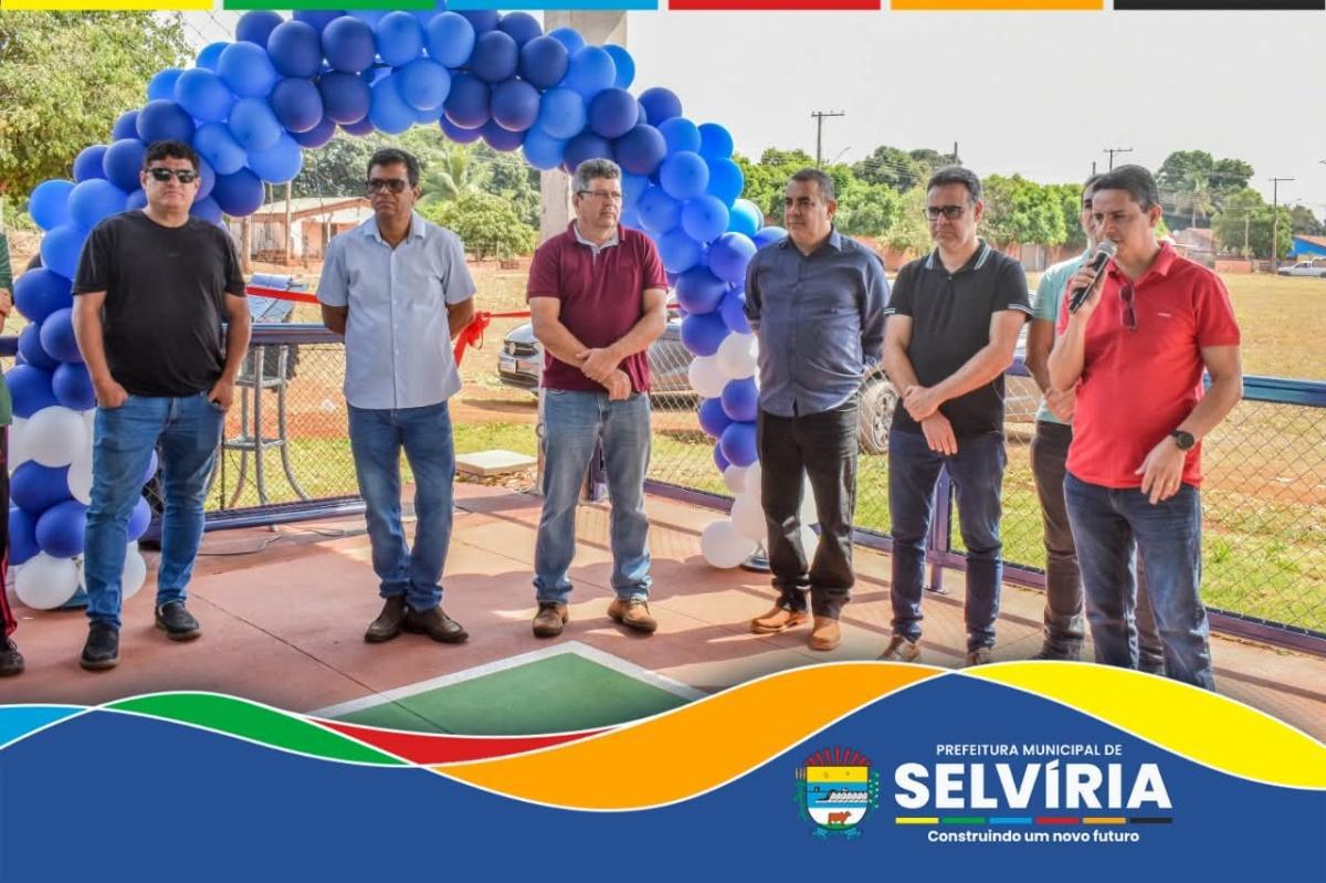 Nova quadra poliesportiva do bairro Véstia é inaugurada em Selvíria