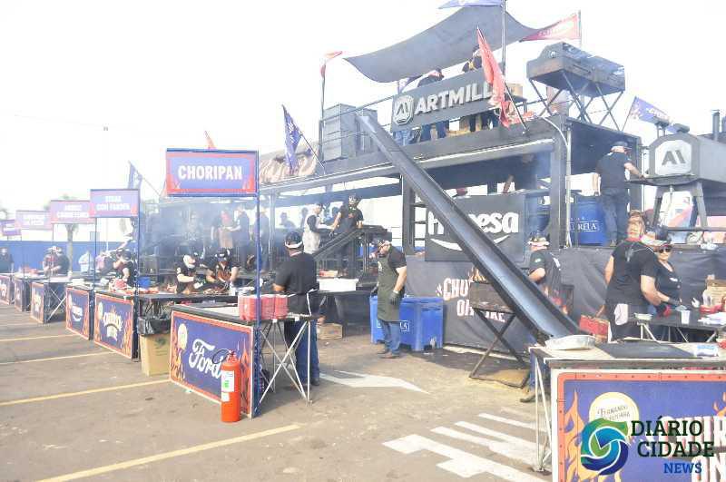 Churrasco On Fire reúne sabores, música e boa companhia em evento inesquecível!