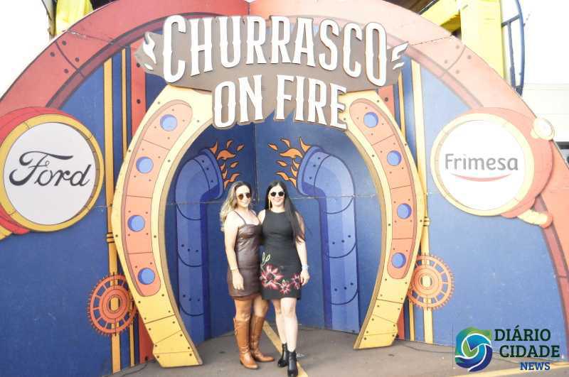 Churrasco On Fire reúne sabores, música e boa companhia em evento inesquecível!