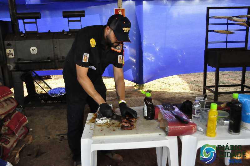 Churrasco On Fire reúne sabores, música e boa companhia em evento inesquecível!