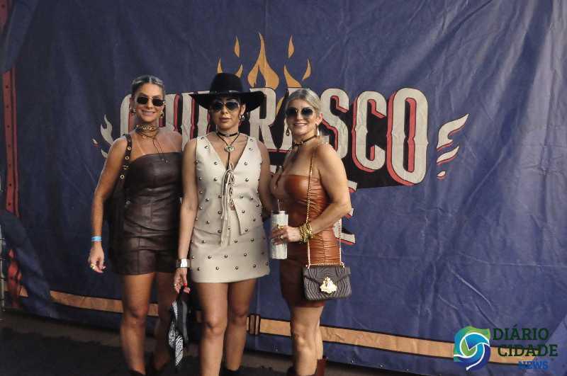 Churrasco On Fire reúne sabores, música e boa companhia em evento inesquecível!