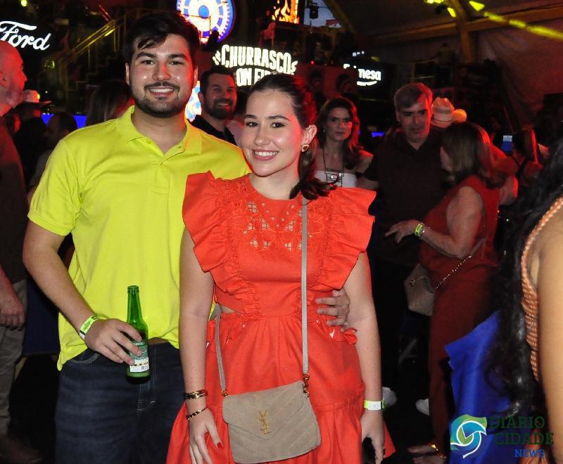 Churrasco On Fire reúne sabores, música e boa companhia em evento inesquecível! Churrasco On Fire reúne sabores, música e boa companhia em evento inesquecível!