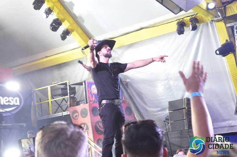 Churrasco On Fire reúne sabores, música e boa companhia em evento inesquecível!