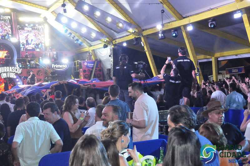 Churrasco On Fire reúne sabores, música e boa companhia em evento inesquecível! Churrasco On Fire reúne sabores, música e boa companhia em evento inesquecível!