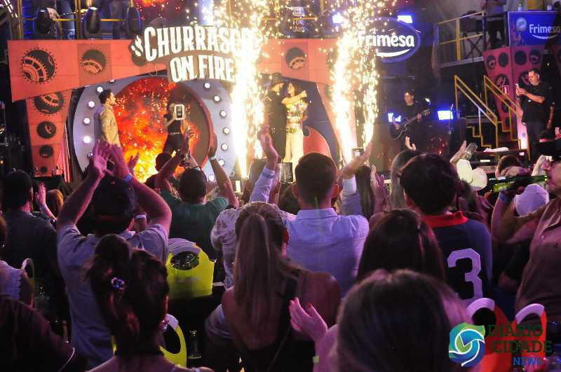 Churrasco On Fire reúne sabores, música e boa companhia em evento inesquecível!