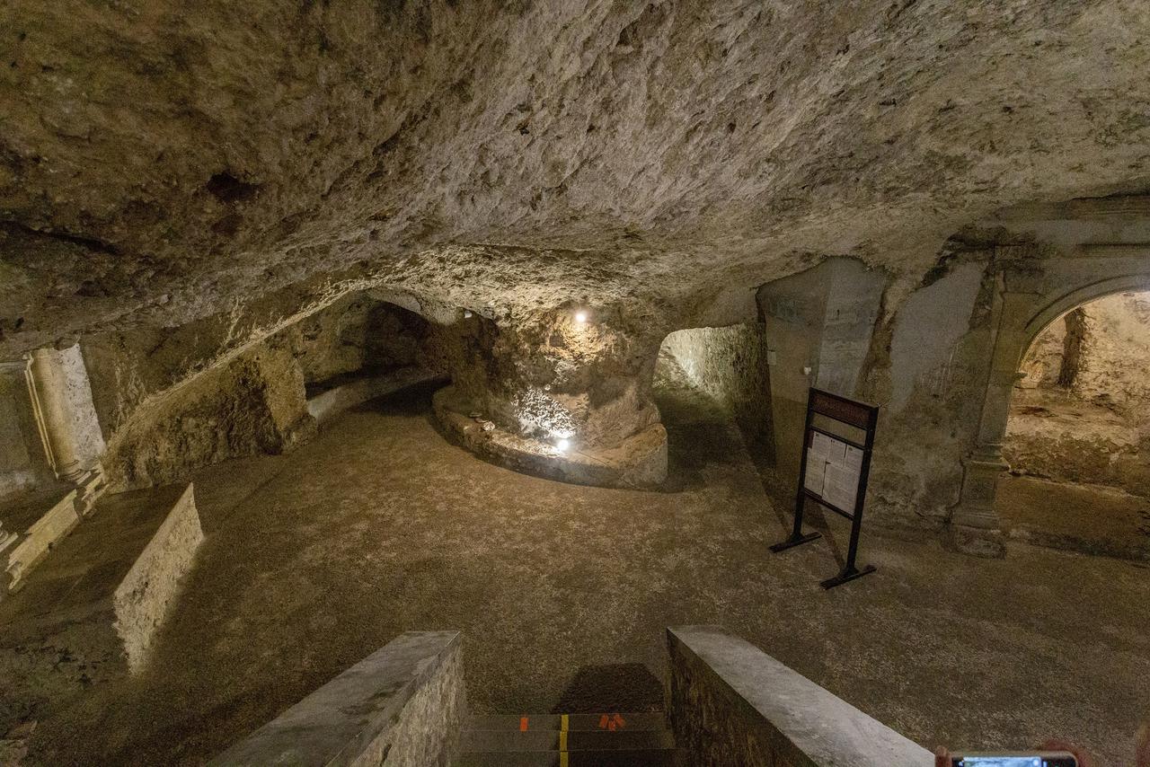 Cripta di santa restituta a cagliari italia.