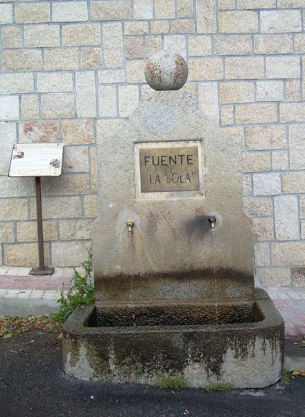Fuente de La Bola Fuente de La Bola
