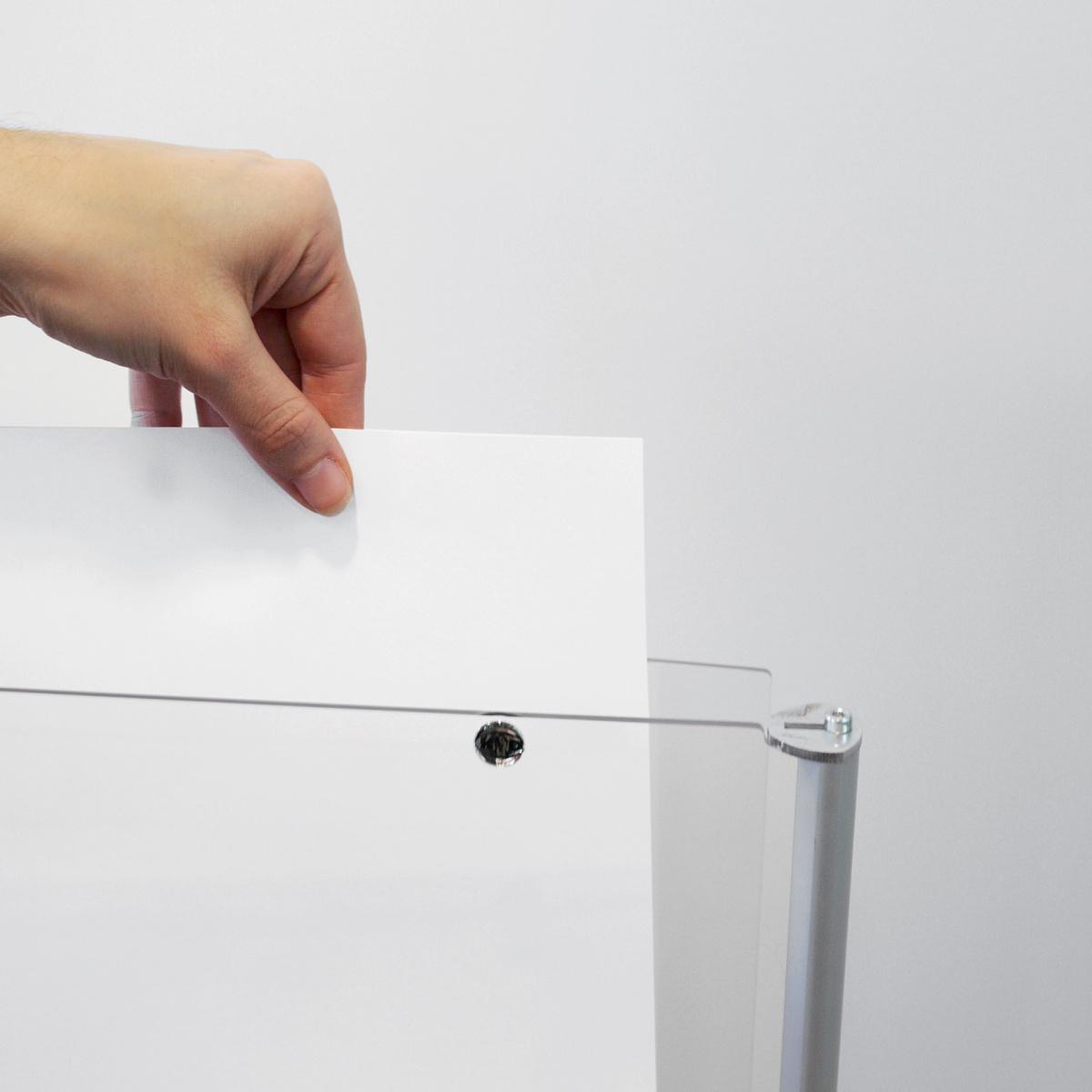 Maxilibro a sospensione Maxilibro a sospensione