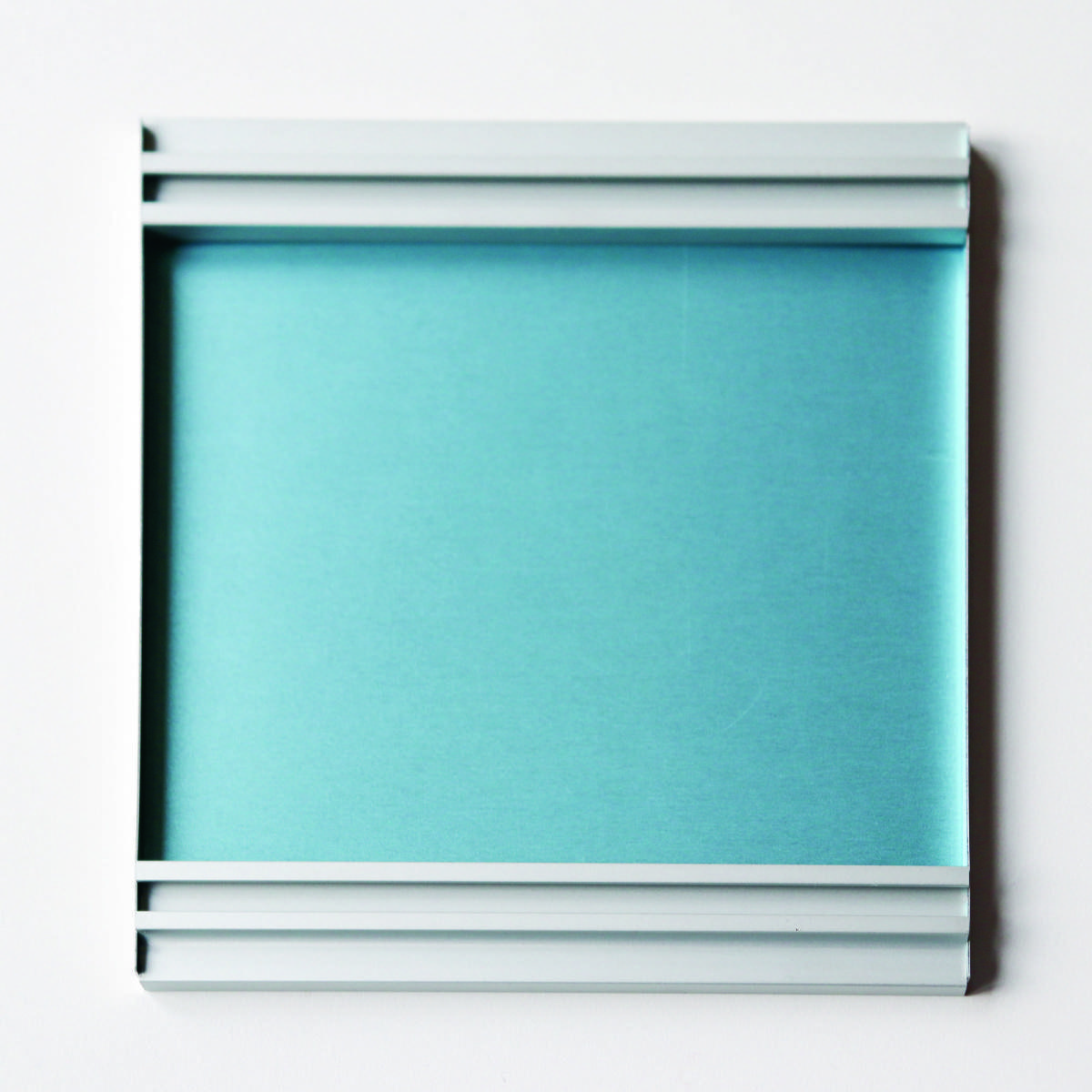 Secure plain wall quadro