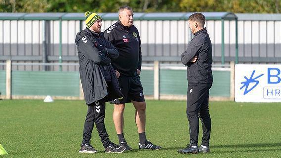 Linnets line up up return to top five
