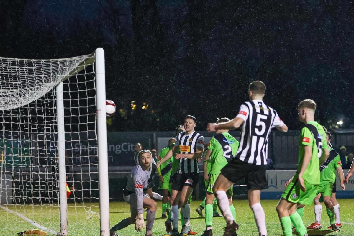 Runcorn's six-goal blitz of the Bears