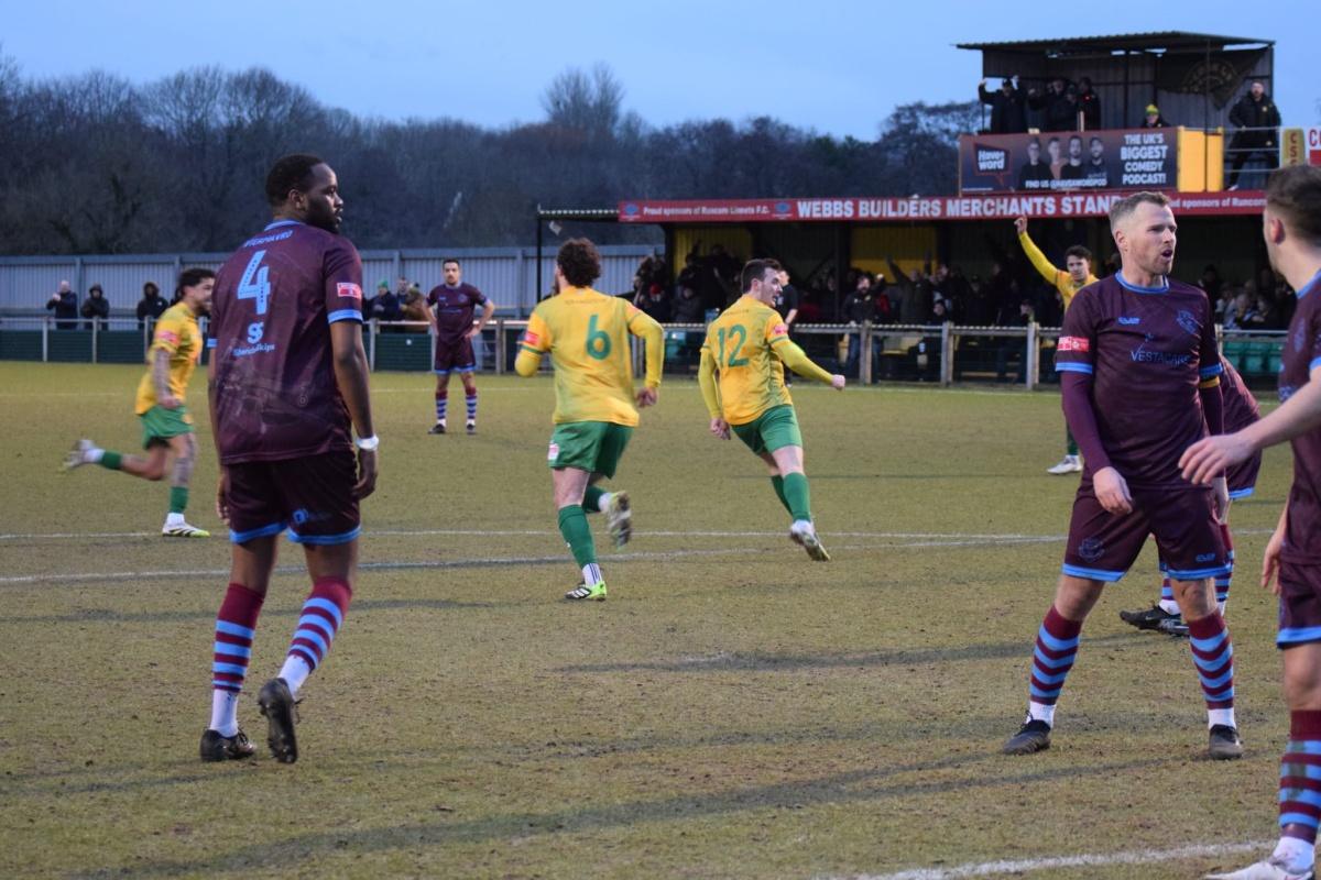 Wasteful Linnets salvage a draw against promotion rivals