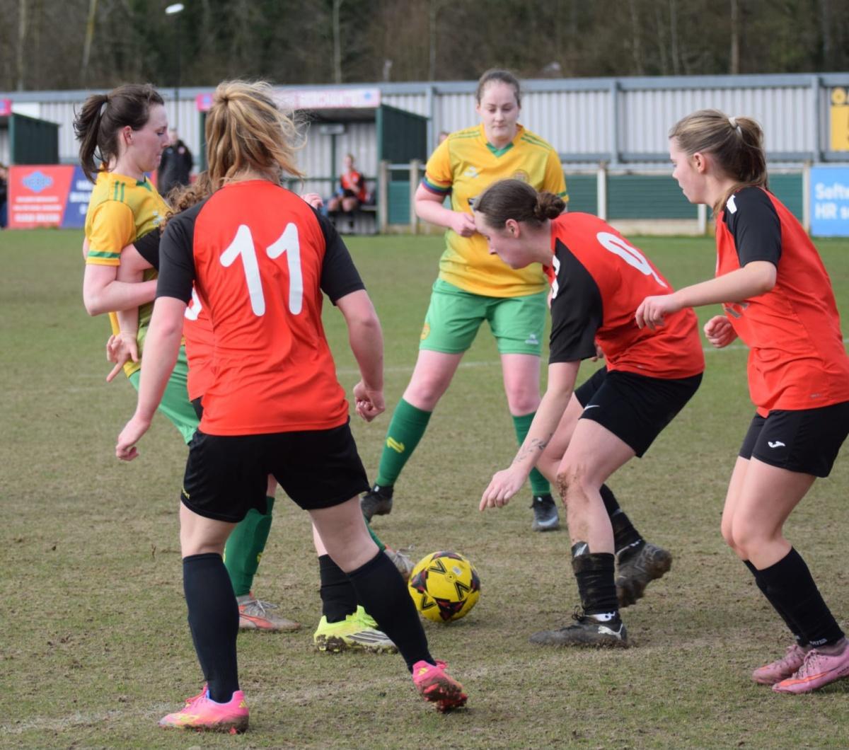 Dominant Ladies see off stubborn visitors