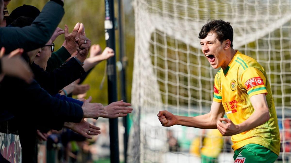 Runcorn stopped in their tracks by Bucks