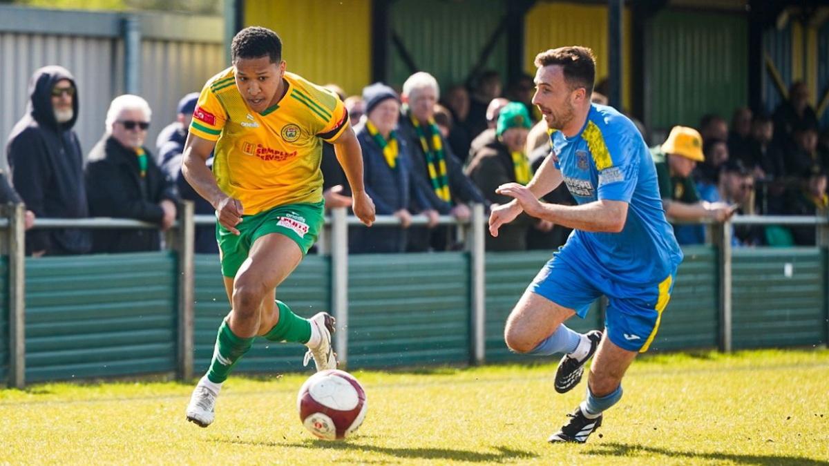 Runcorn stopped in their tracks by Bucks