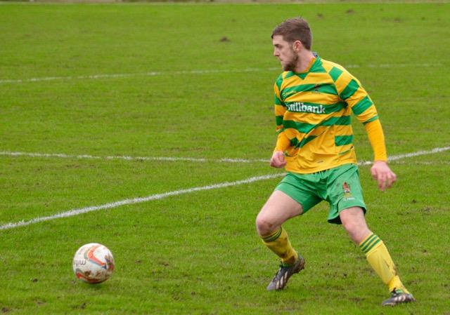 Hickey at the double as Linnets score four