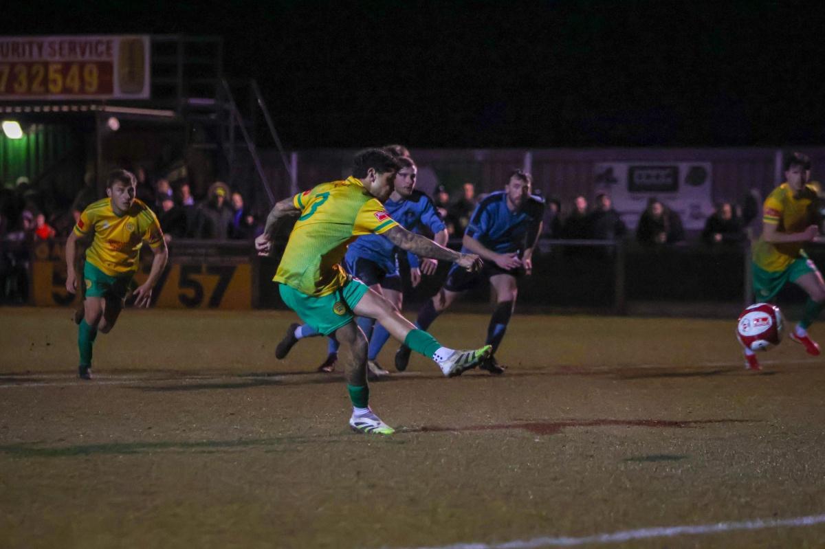 Linnets defeat Town to reach Liverpool Senior Cup final
